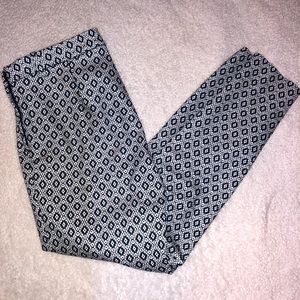 H&M patterned stretchy ankle length pants